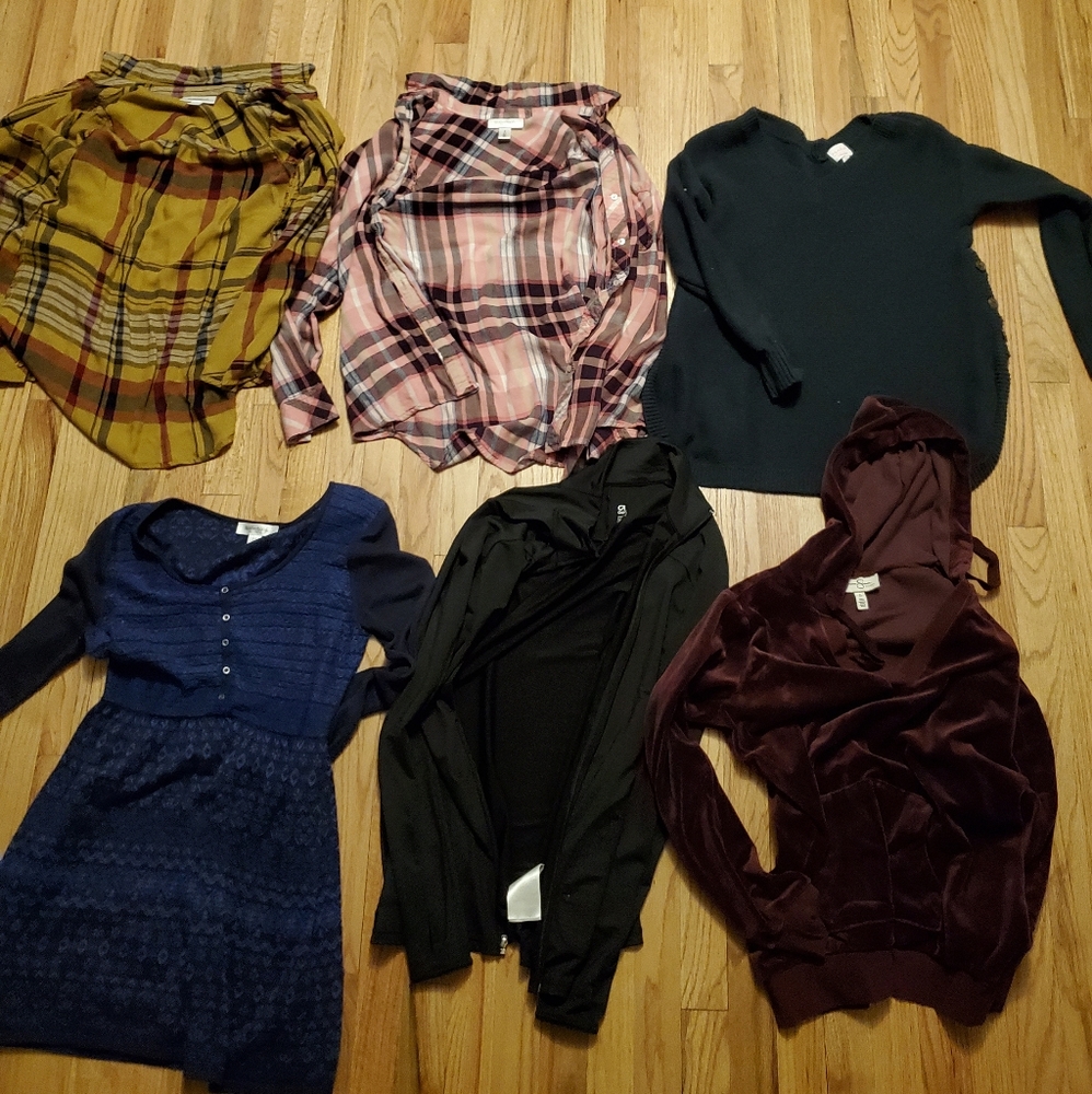 5 maternity tops 1 workout jacket